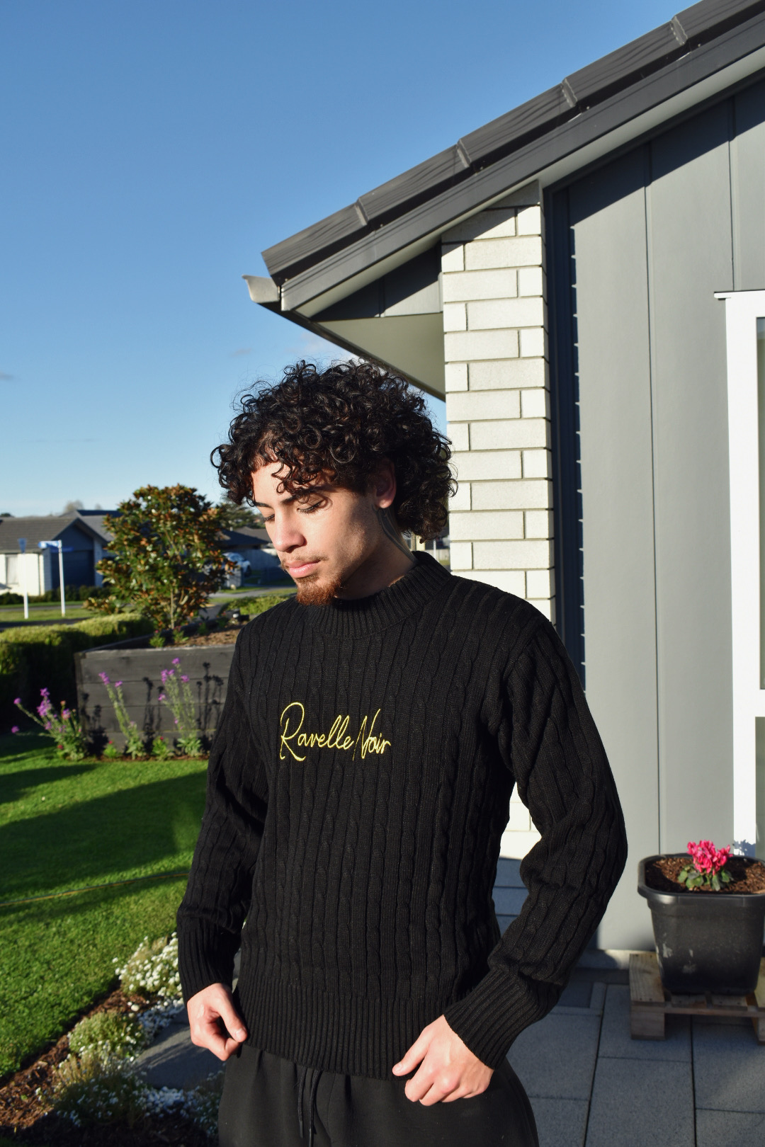 Ravelle Noir Signature Knit Sweater - Image 5