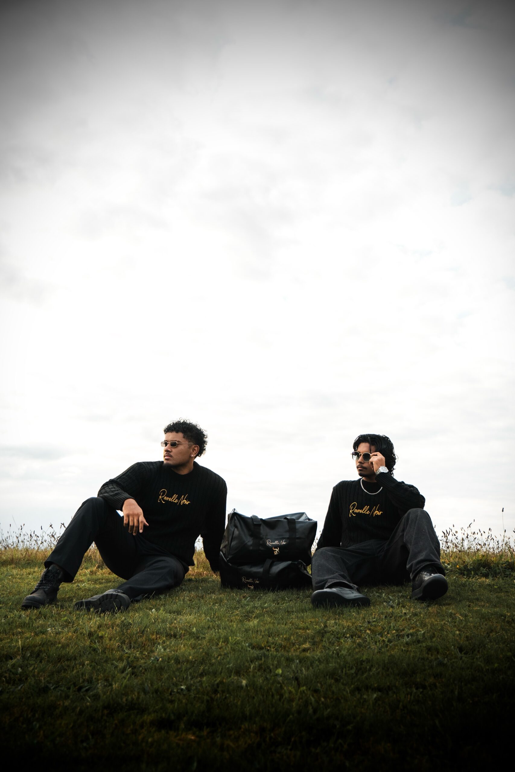 Ravelle Noir Signature Knit Sweater - Image 5