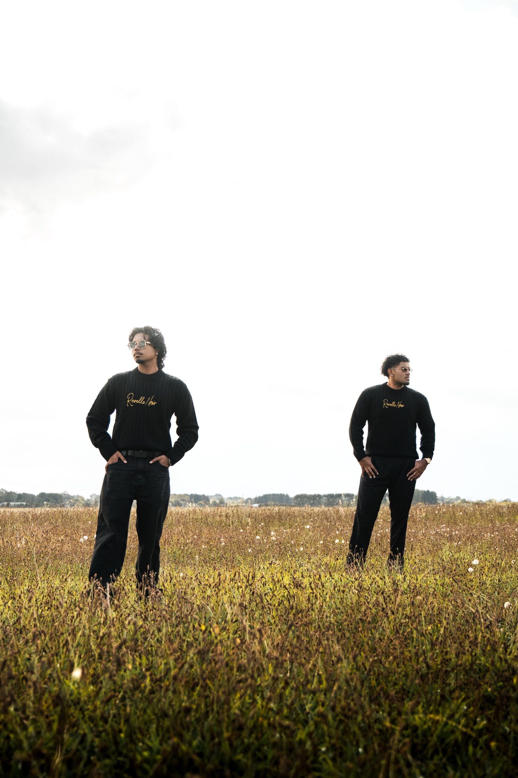 Ravelle Noir Signature Knit Sweater - Image 3